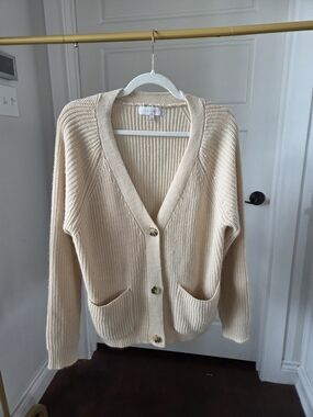 Chunky Cream V-Neck Button Cardigan Sweater